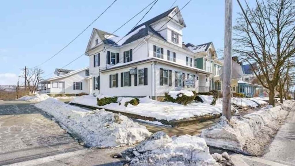 Hackettstown City of Warren county NJ